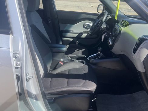 Used 2015 Kia Soul image 30