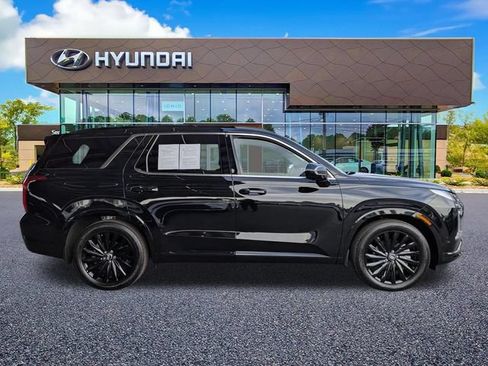 Used 2025 Hyundai Palisade Calligraphy AWD/4WD image 5