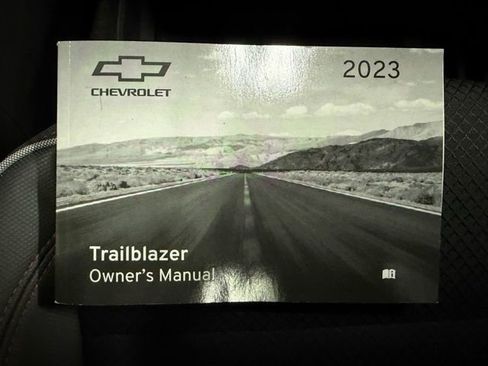 Used 2023 Chevrolet TrailBlazer RS w/ Sun and Liftgate Package image 48
