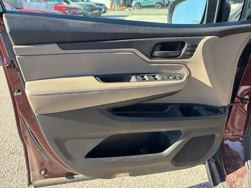 Used 2018 Honda Odyssey EX-L image 22