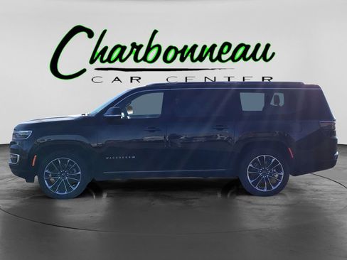 Used 2025 Jeep Wagoneer L Series III w/ Premium Group I image 2