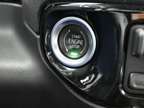 Used 2023 Chevrolet Silverado 1500 LT Trail Boss w/ LT Trail Boss Premium Package image 35