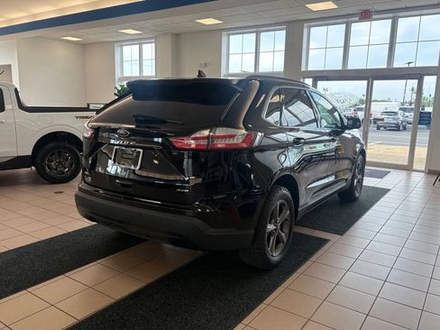 Used 2022 Ford Edge SEL w/ Sport Appearance Package AWD/4WD image 5