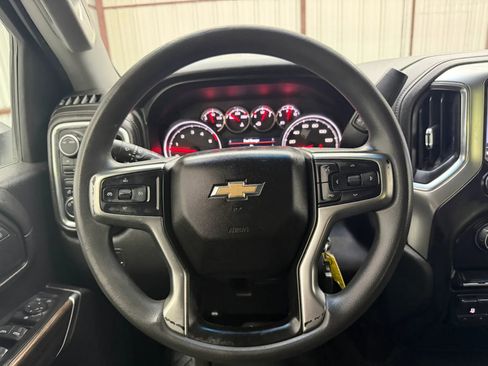 Used 2020 Chevrolet Silverado 2500 LT w/ Z71 Off-Road Package image 18