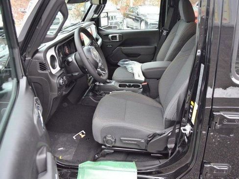 New 2026 Jeep Gladiator Sport image 14