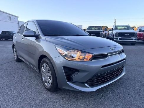 Used 2021 Kia Rio S image 1