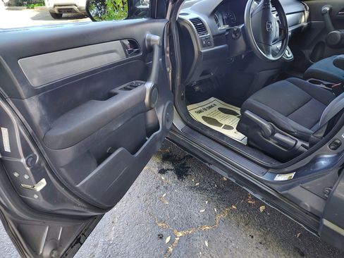 Used 2011 Honda CR-V LX image 5