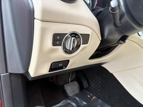 Certified 2019 Mercedes-Benz GLA 250 image 21