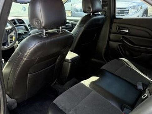 Used 2015 Chevrolet Malibu LT image 22