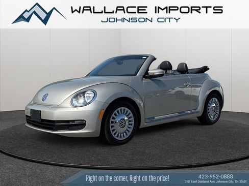 Used 2013 Volkswagen Beetle 2.5 FWD image 3