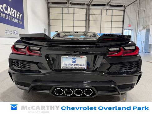 Used 2024 Chevrolet Corvette Z06 RWD image 6