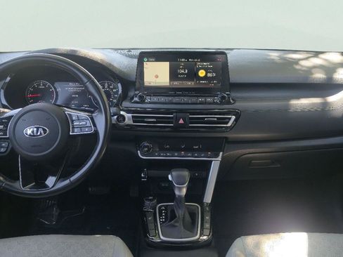 Used 2021 Kia Seltos SX w/ SX Sunroof Package AWD/4WD image 19
