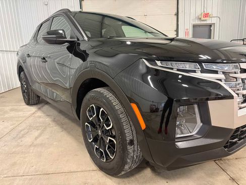 Used 2022 Hyundai Santa Cruz SEL Premium image 10