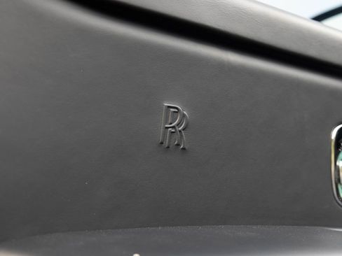 Certified 2021 Rolls-Royce Cullinan AWD/4WD image 22