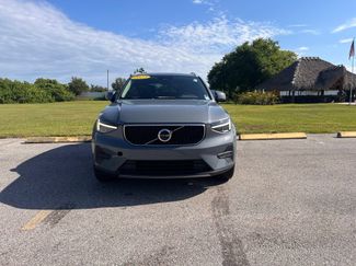 Used 2023 Volvo XC40 B4 Core w/ Convenience Package FWD video 2