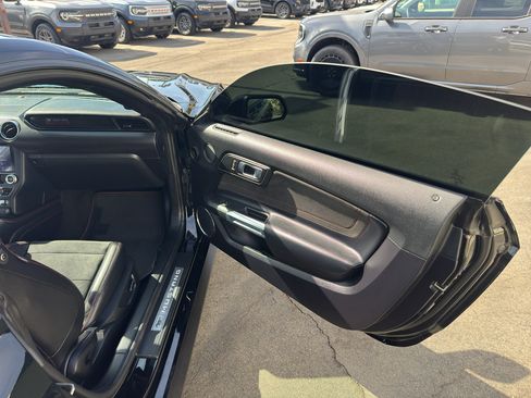 Used 2019 Ford Mustang GT Premium w/ Equipment Group 401A RWD image 18