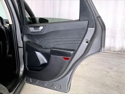 Used 2021 Ford Escape SEL image 23