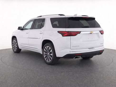 Used 2023 Chevrolet Traverse Premier w/ LPO, Floor Liner Package FWD image 7