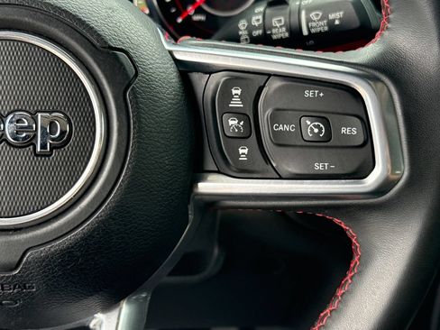 Used 2019 Jeep Wrangler Rubicon AWD/4WD image 16