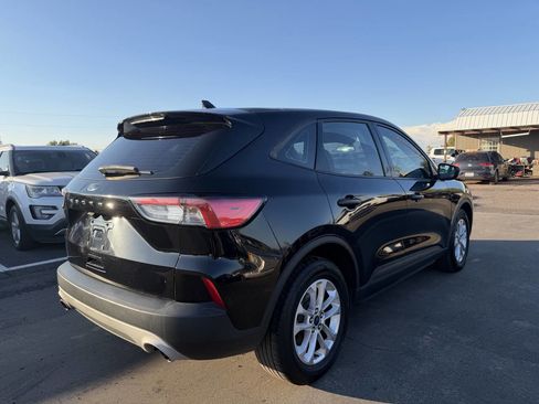 Used 2020 Ford Escape S image 10
