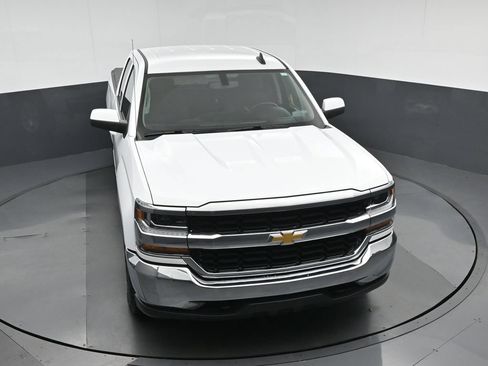 Used 2018 Chevrolet Silverado 1500 LT AWD/4WD image 55