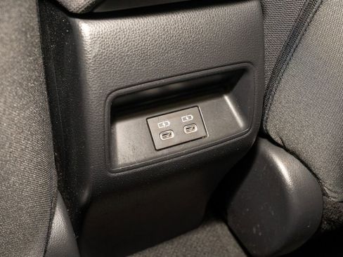 Used 2024 Toyota Corolla LE image 7