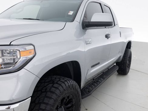 Used 2015 Toyota Tundra SR5 w/ SR5 Upgrade Package RWD image 12