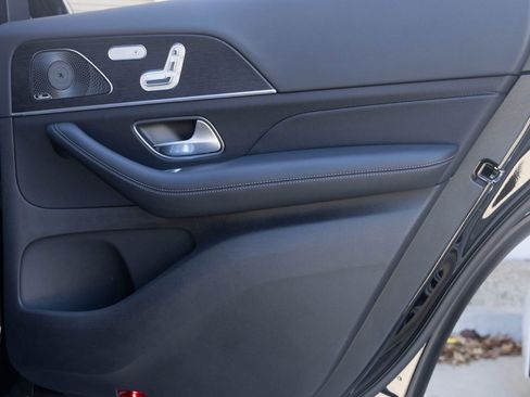 New 2026 Mercedes-Benz GLS 580 4MATIC image 22