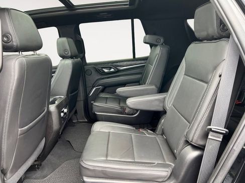 Used 2021 GMC Yukon Denali w/ Advanced Technology Package AWD/4WD image 13