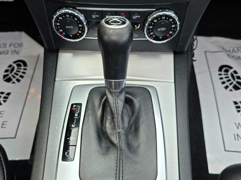 Used 2013 Mercedes-Benz C 250 Sedan image 34
