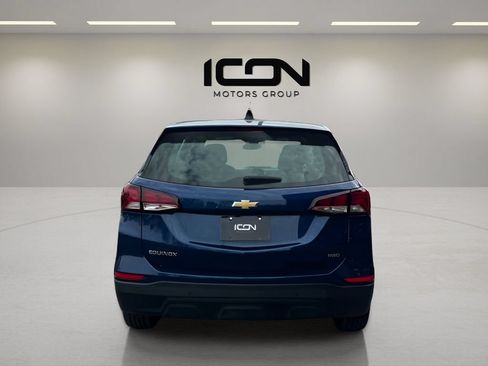 Used 2022 Chevrolet Equinox LS AWD/4WD image 4