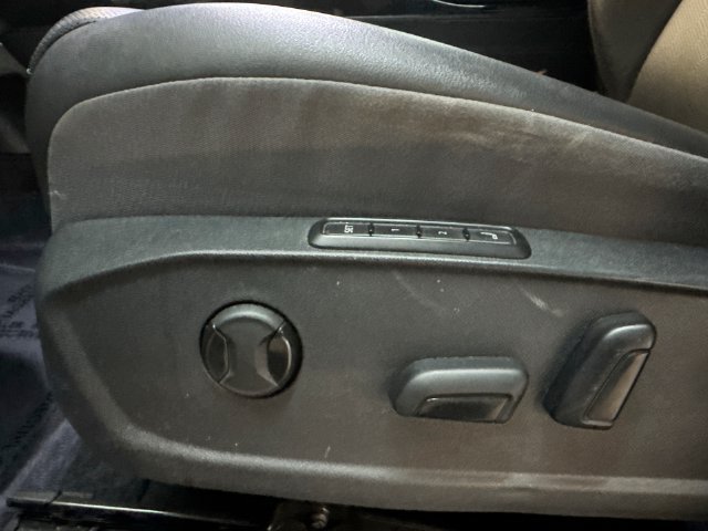 Certified 2023 Volkswagen ID.4 S RWD image 15