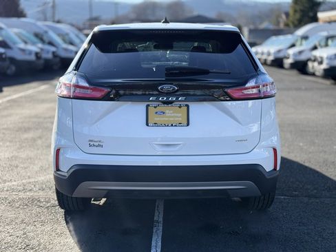 Certified 2022 Ford Edge SEL w/ Convenience Package image 5