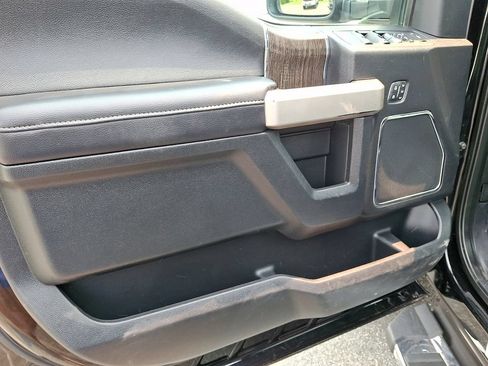 Used 2021 Ford F450 Lariat w/ Lariat Ultimate Package AWD/4WD image 12
