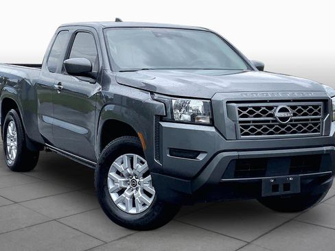 Used 2022 Nissan Frontier SV w/ Technology Package RWD image 3