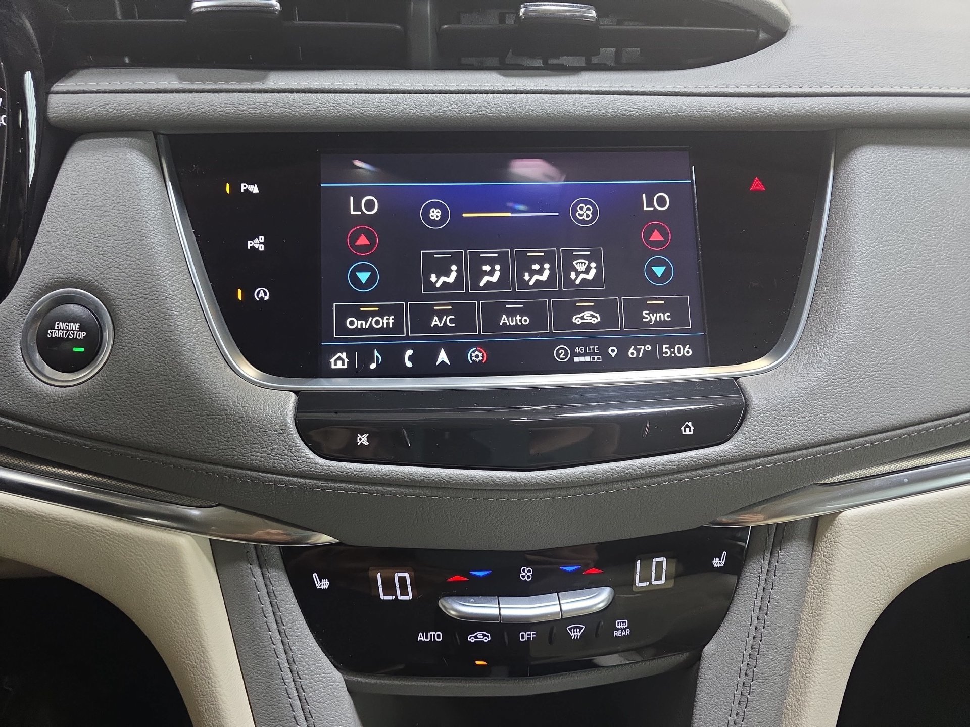 Used 2023 Cadillac XT5 Premium Luxury w/ Technology Package AWD/4WD image 24