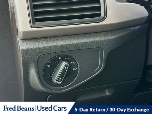 Used 2021 Volkswagen Atlas SE w/ Panoramic Sunroof Package image 12