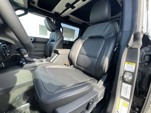 New 2026 Ford Bronco Badlands image 13