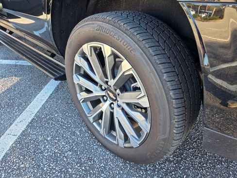 New 2026 Chevrolet Tahoe High Country image 24