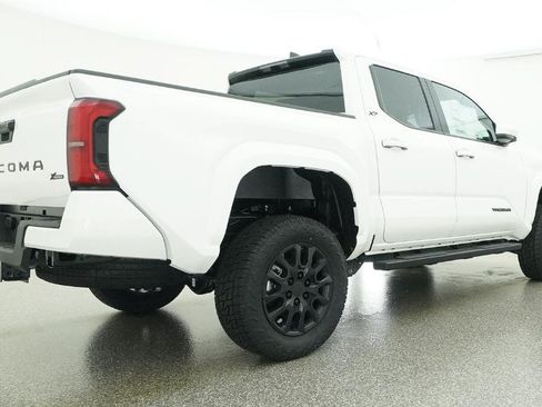 New 2026 Toyota Tacoma SR5 AWD/4WD image 44