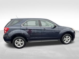 Used 2017 Chevrolet Equinox LS FWD video 2