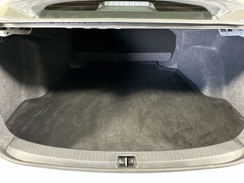 Used 2025 Toyota Corolla LE image 26