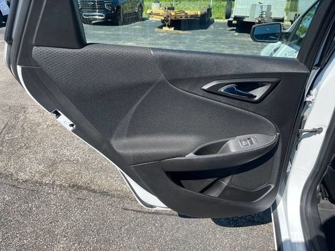 Used 2025 Chevrolet Malibu LT FWD image 24