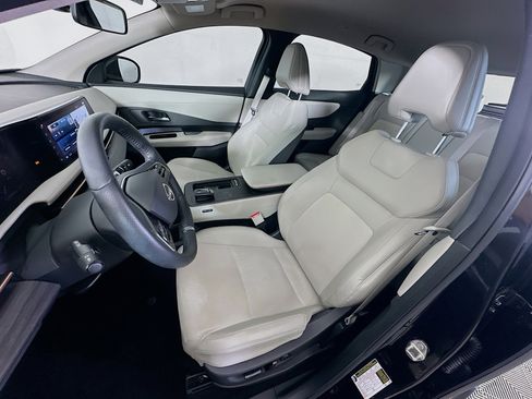 Used 2023 Nissan Ariya FWD image 13