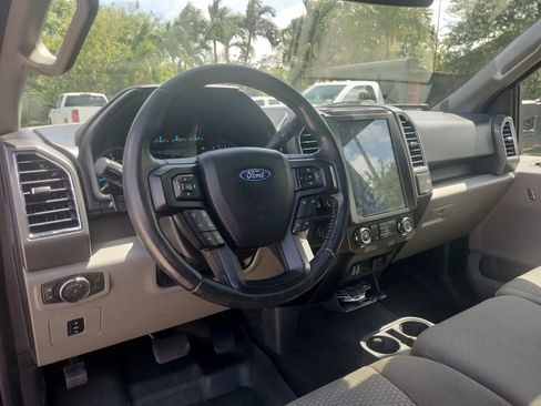 Used 2017 Ford F150 XLT w/ Equipment Group 302A Luxury AWD/4WD image 14