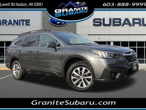 Used 2021 Subaru Outback Premium image 1