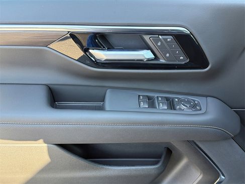 New 2026 Chevrolet Tahoe Premier image 10