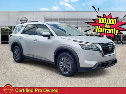 Certified 2025 Nissan Pathfinder SV