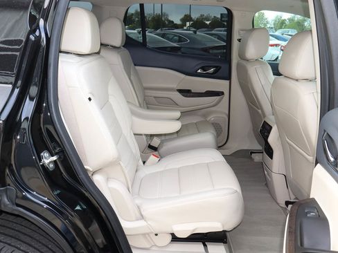 Used 2023 GMC Acadia Denali w/ Denali Ultimate Package AWD/4WD image 34