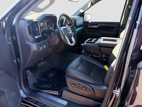 Used 2022 GMC Sierra 1500 SLT w/ X31 Off-Road Package image 27